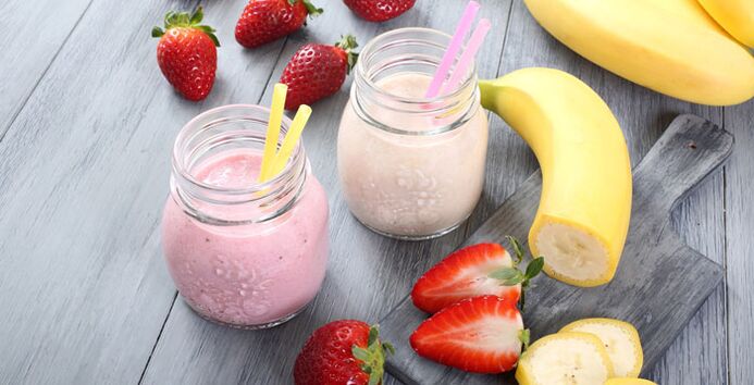 Smoothie pisang strawberi boleh membantu anda lebih langsing
